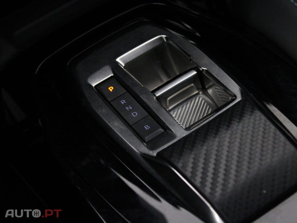 Peugeot E-2008 ALLURE PACK