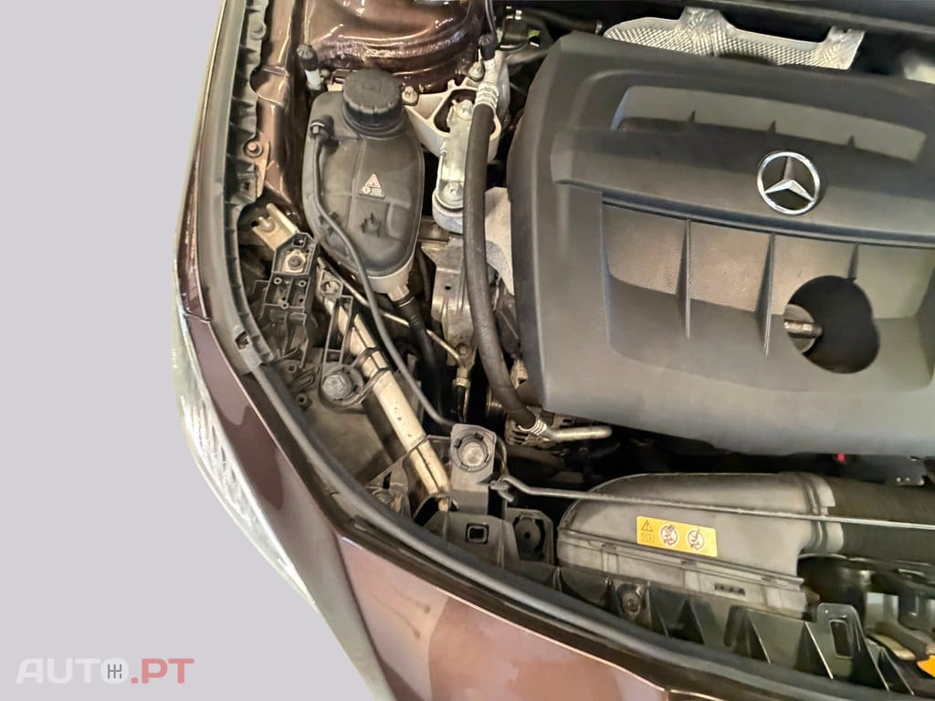 Mercedes-Benz CLA 180 d Shooting Brake