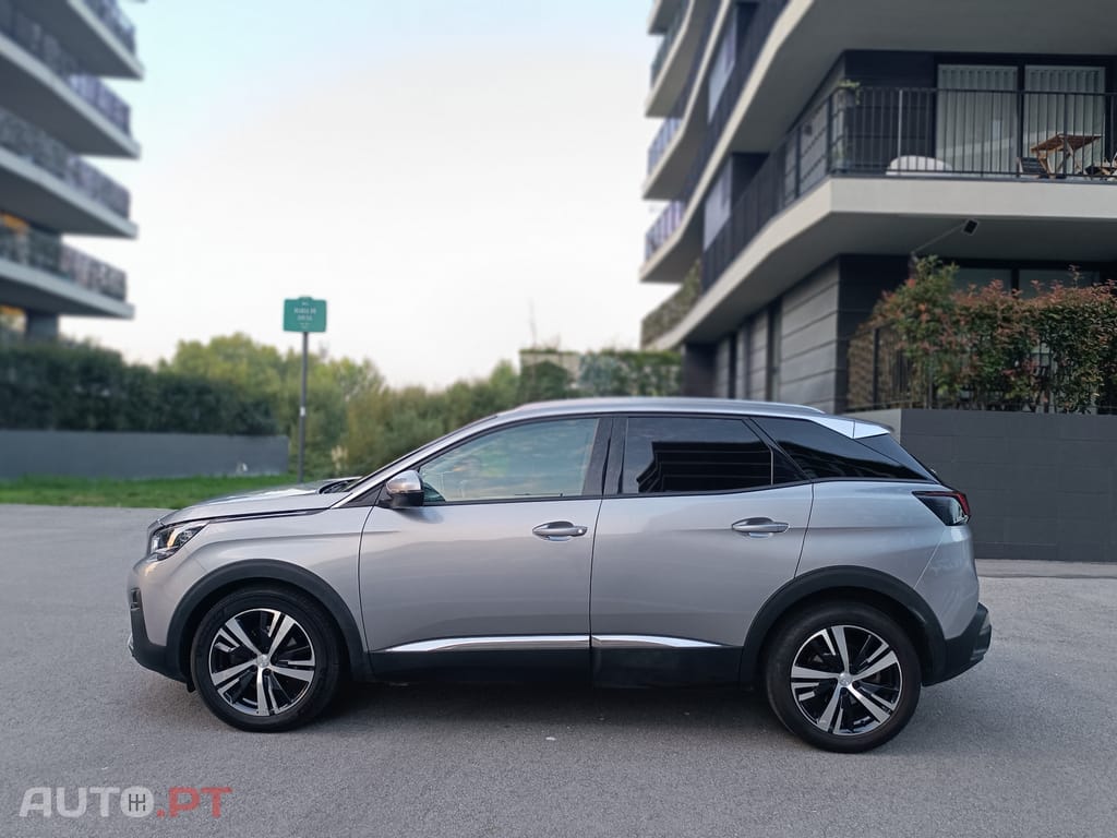 Peugeot 3008 1.5 BlueHDi Allure EAT8 - Nacional
