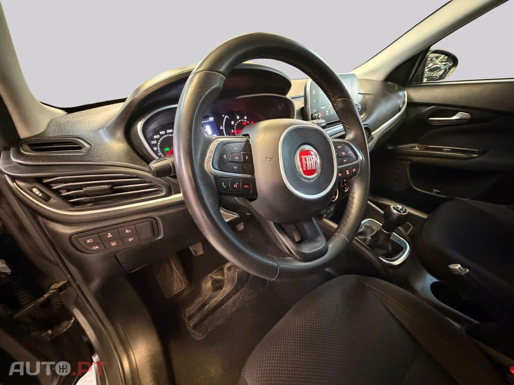 Fiat Tipo 1.3 MTJ LOUNGE 