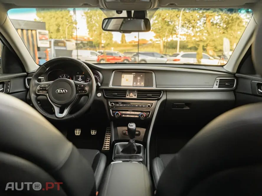Kia Optima 1.7 CRDi Fleet