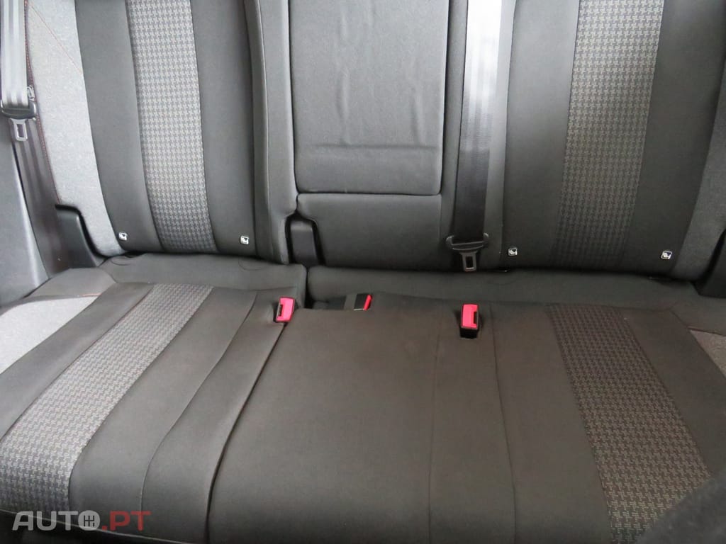 Peugeot 3008 1.5 BlueHDi Active Pack