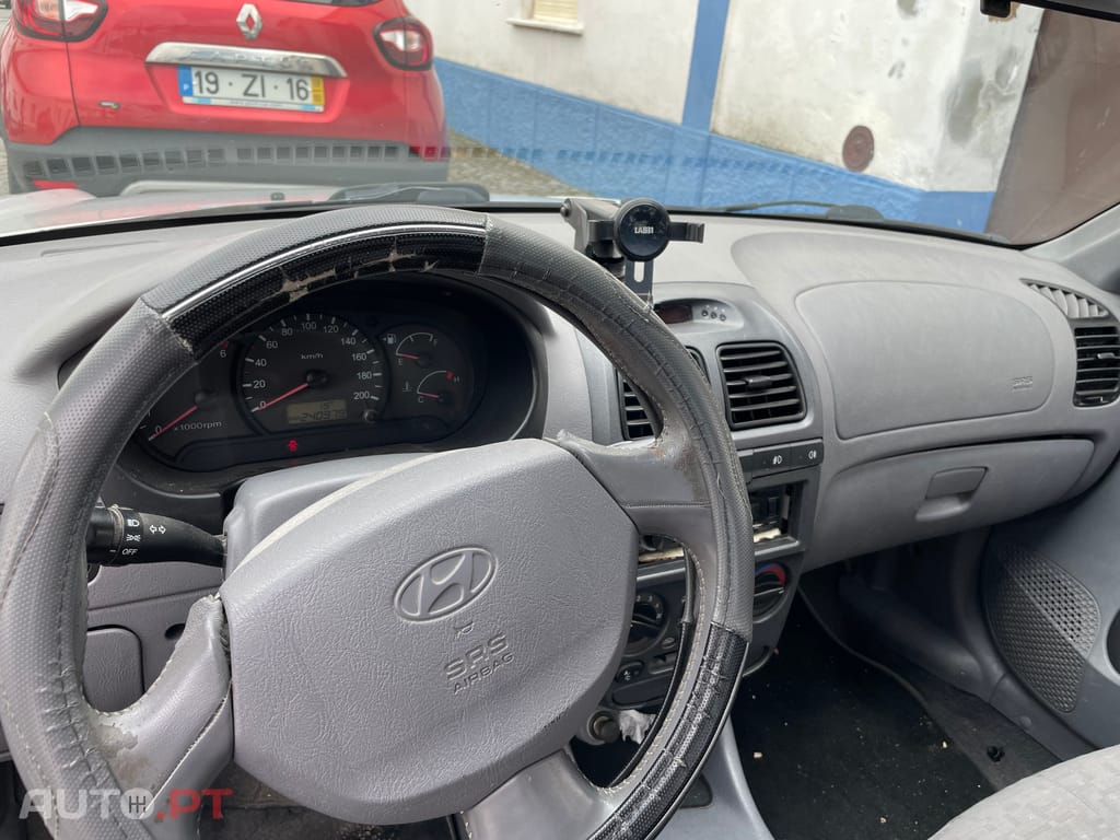 Hyundai Accent GLS