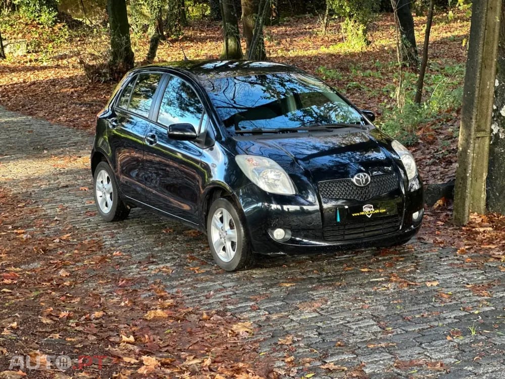 Toyota Yaris 1.0 VVT-i High Pack MM