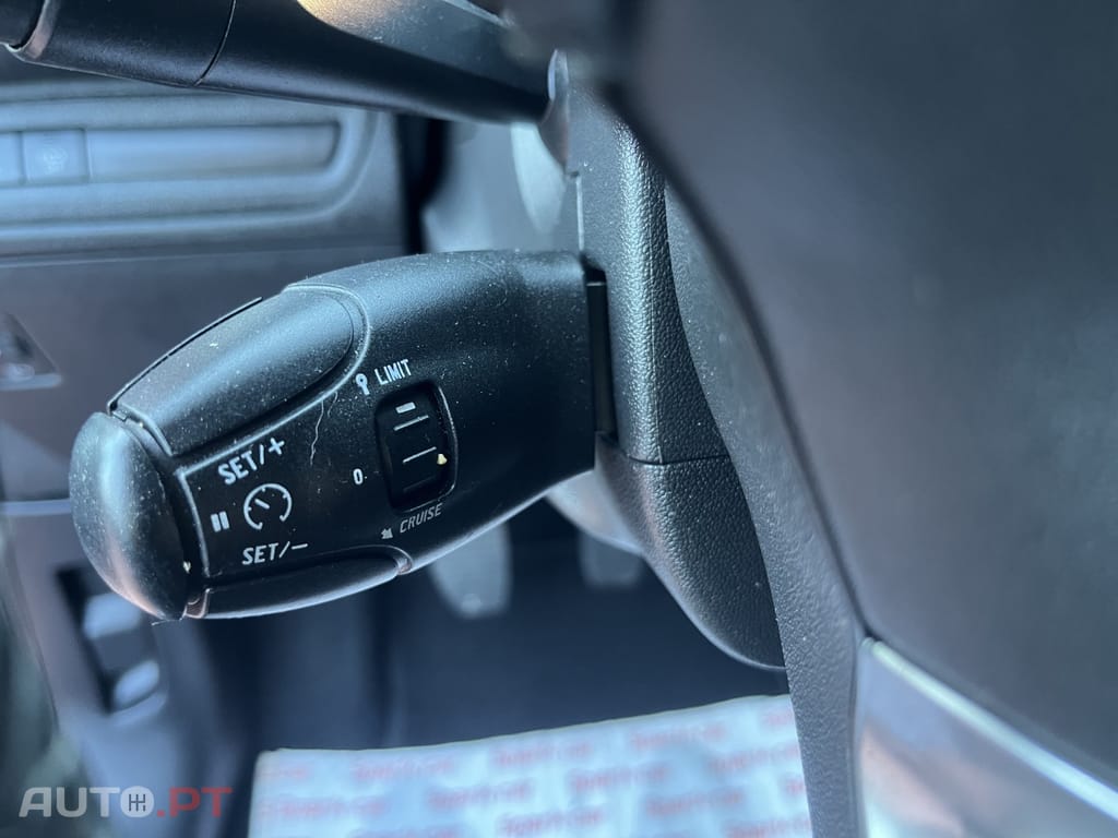 Peugeot 2008 1.2 PureTech Style