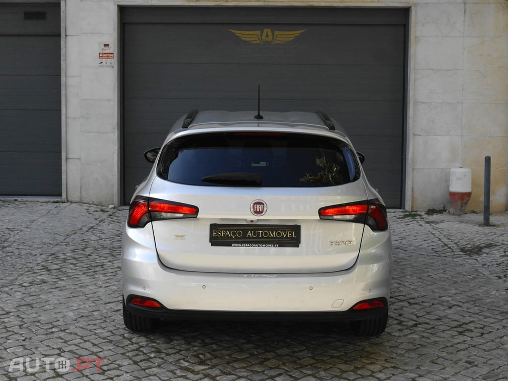 Fiat Tipo 1.3 M-Jet Easy