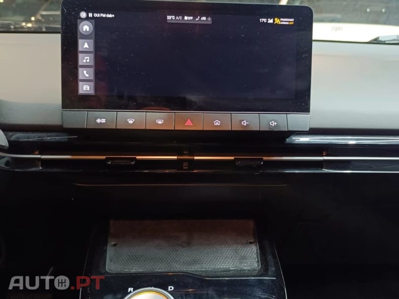 MG MG4 77 kWh Extended Range Luxury
