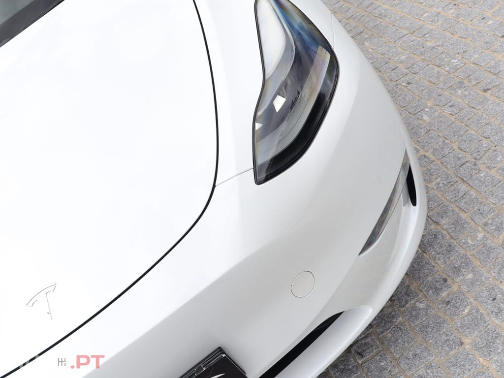 Tesla Model Y Long Range Dual Motor AWD