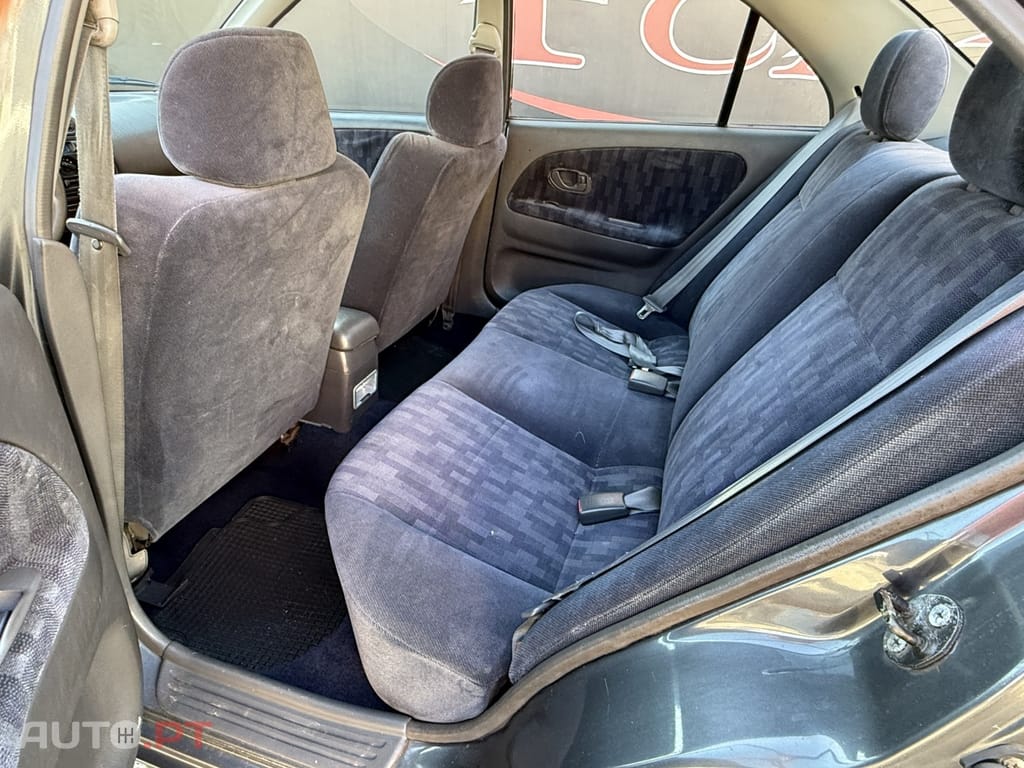 Mitsubishi Lancer 1300 GLX