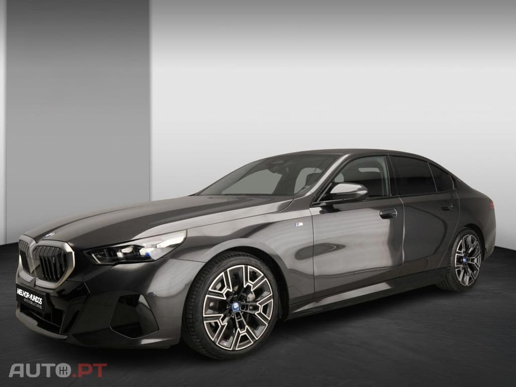 BMW i5 eDrive40