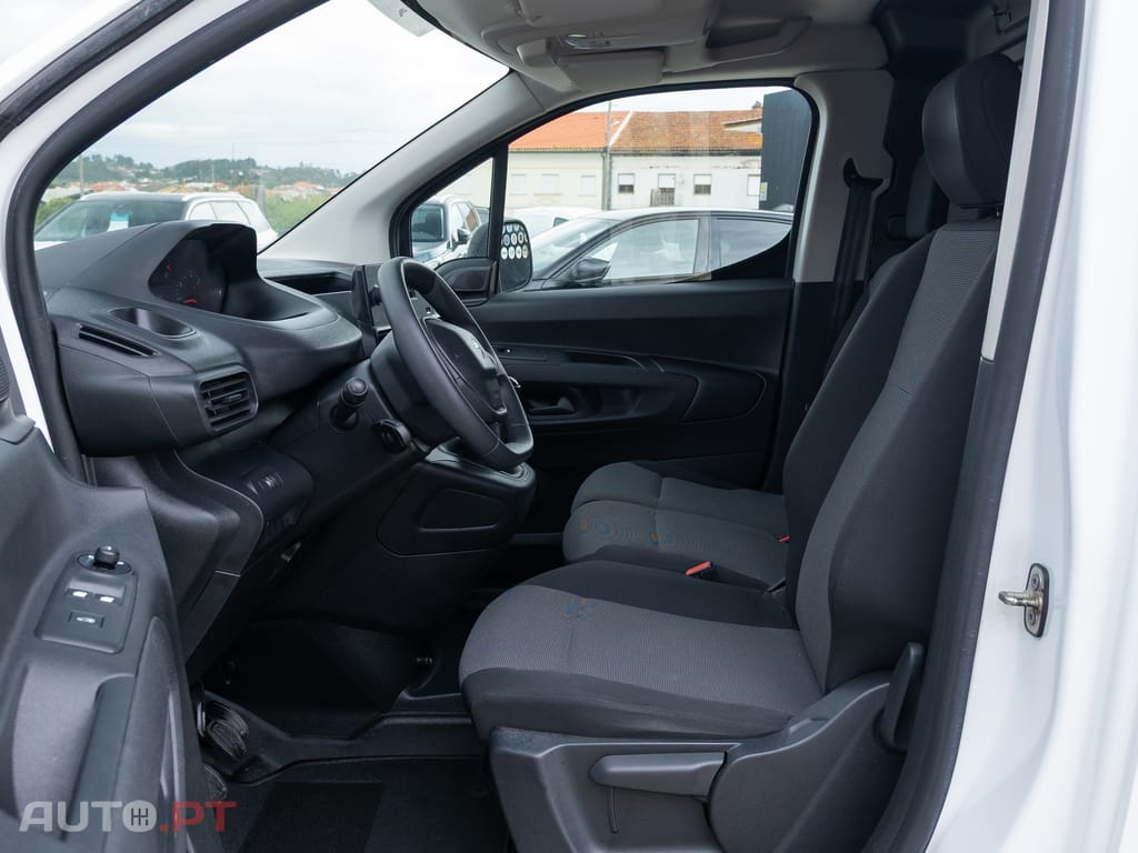 Peugeot Partner 1.6 BlueHDi L1 Pro 3L