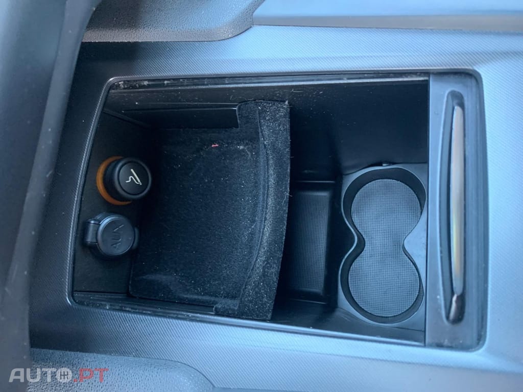 Citroen DS4 1.6 e-HDi So Chic CMP6