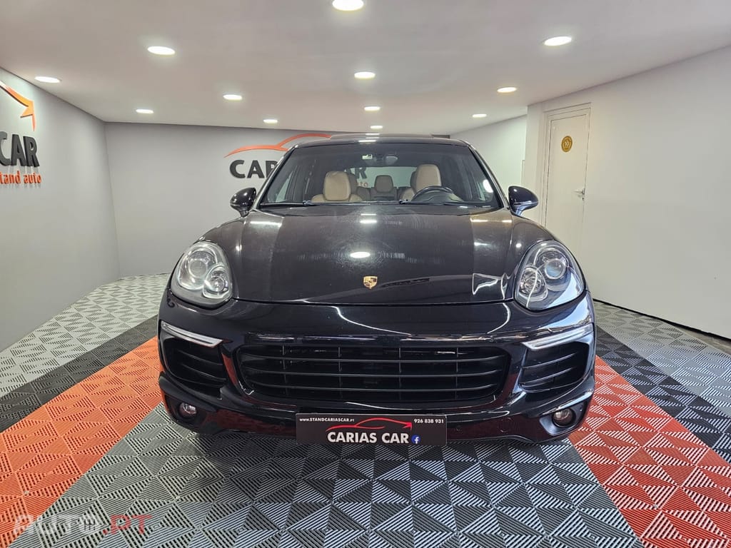 Porsche Cayenne S Tiptronic