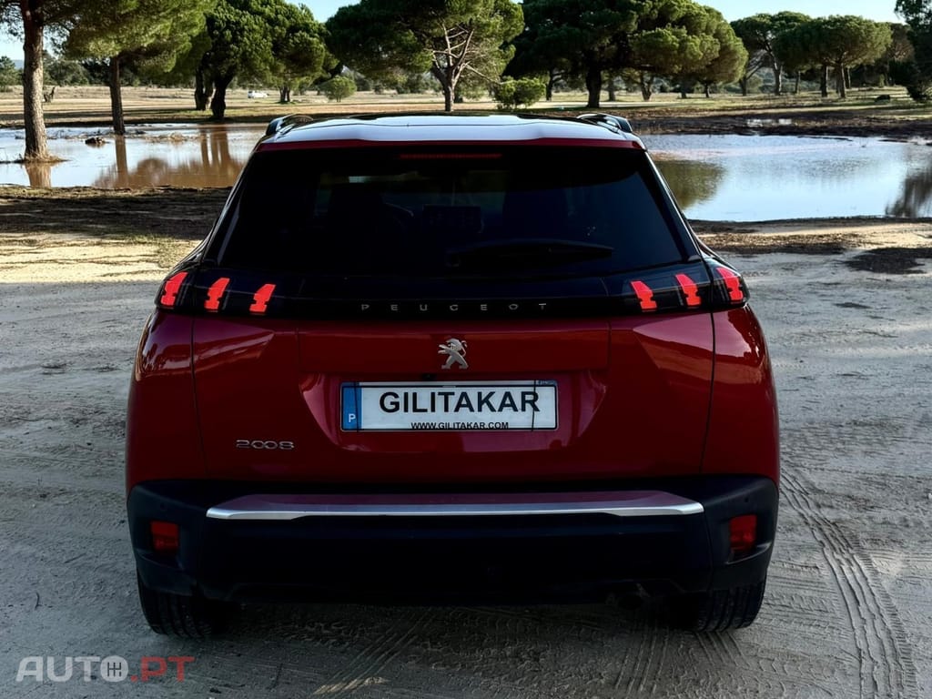 Peugeot 2008 PureTech 100 Style