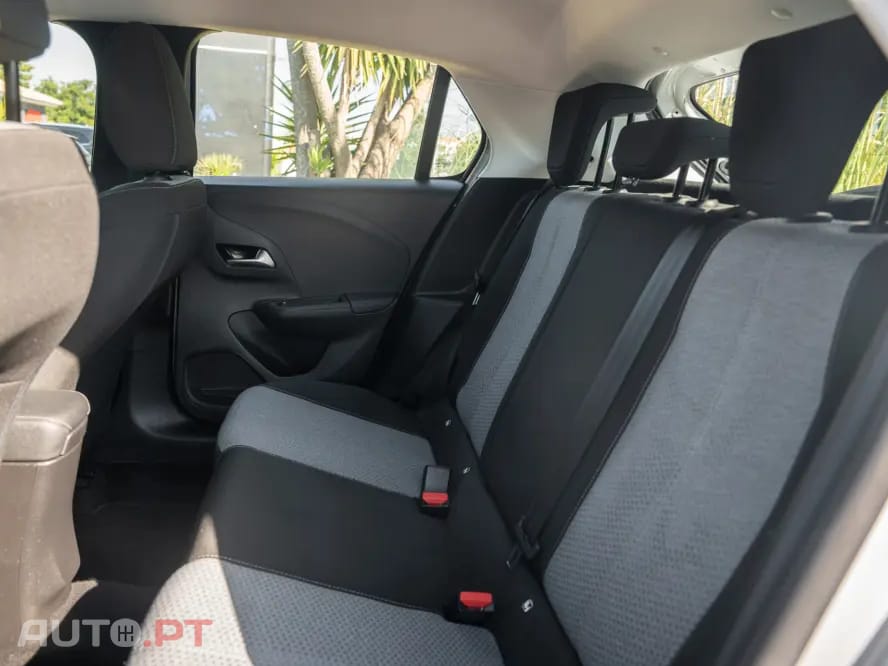 Opel Corsa 1.2 T Business Edition
