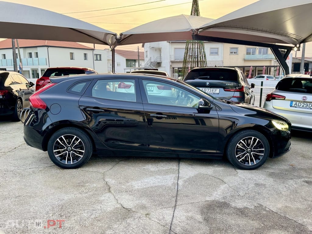 Volvo V40 2.0 D3 Momentum