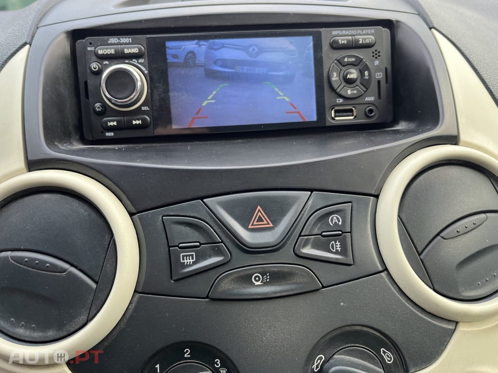 Ford KA 1.2 Titanium