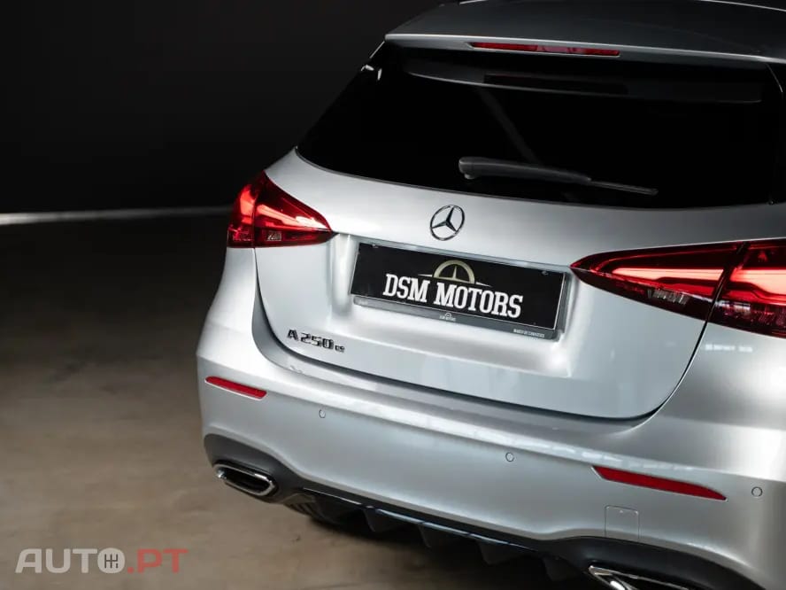 Mercedes-Benz A 250 e AMG Line