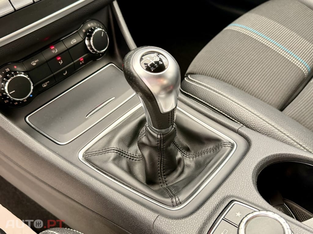 Mercedes-Benz CLA 180 d Urban