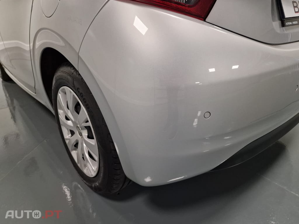 Peugeot 208 1.6 BlueHDi Active