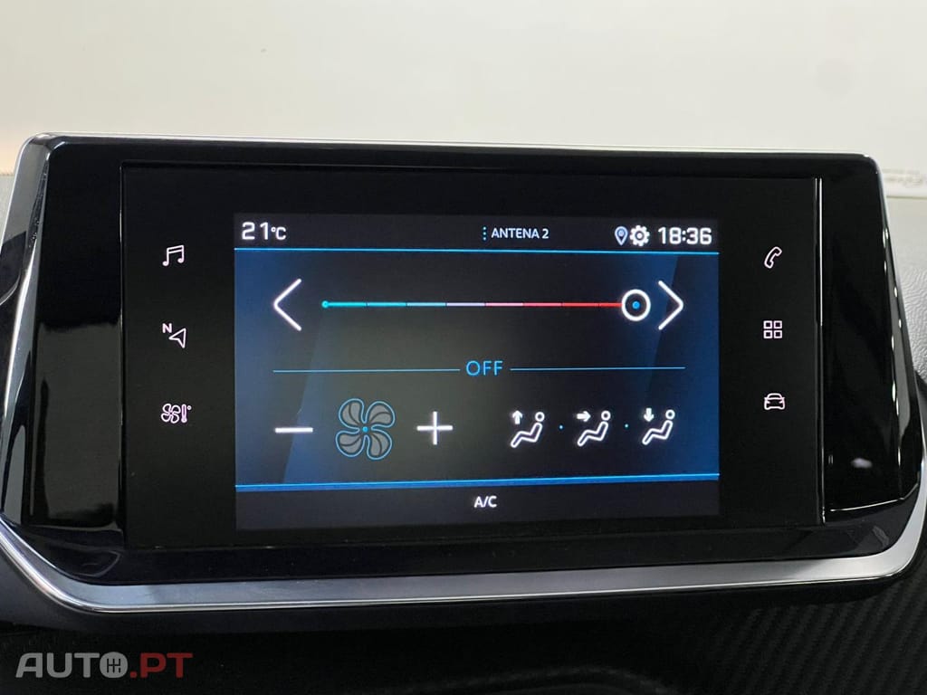 Peugeot 208  1.2 PureTech SE Style
