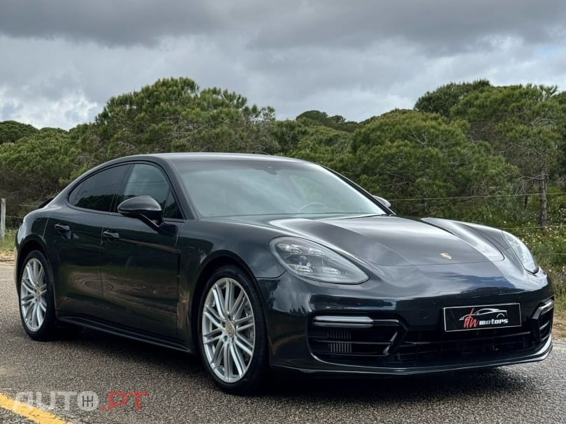Porsche Panamera 4 S