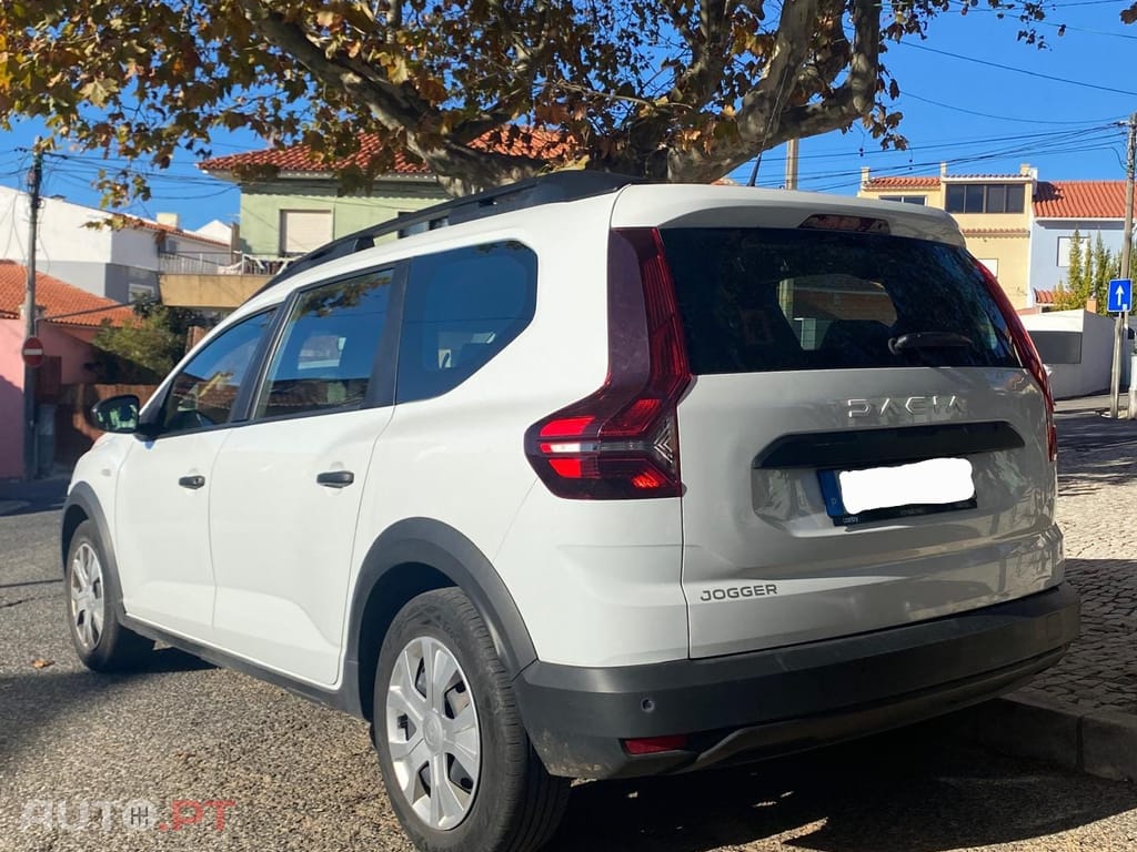 Dacia Jogger 1.0 ECO-G GPL 100 ESSENTIAL
