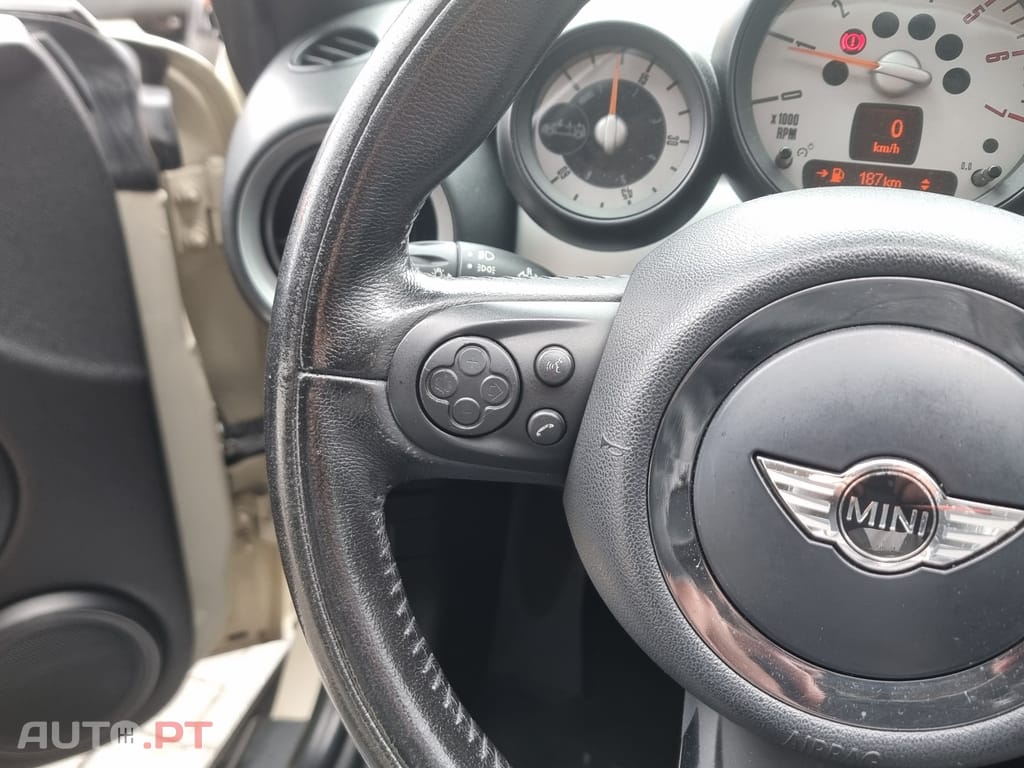 MINI Cabrio Cooper D