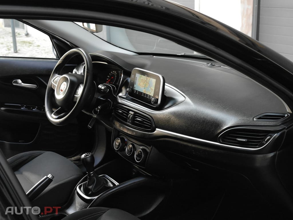 Fiat Tipo 1.3 M-Jet Easy