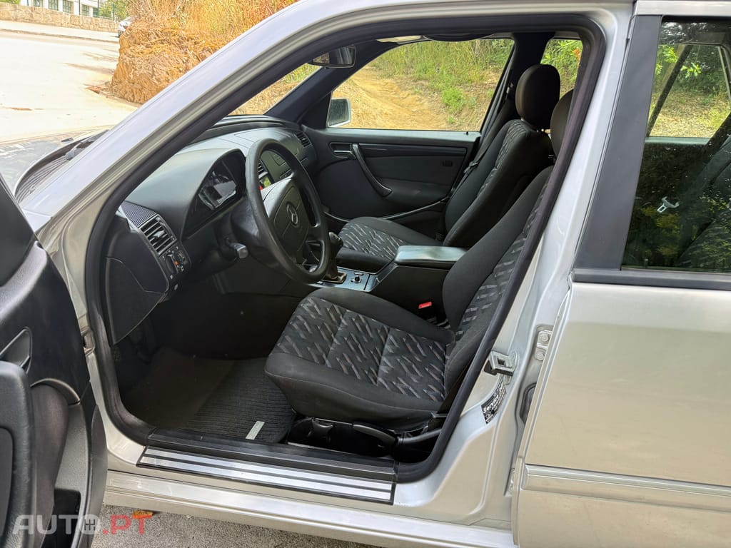 Mercedes-Benz C 220 CDI ESPRIT