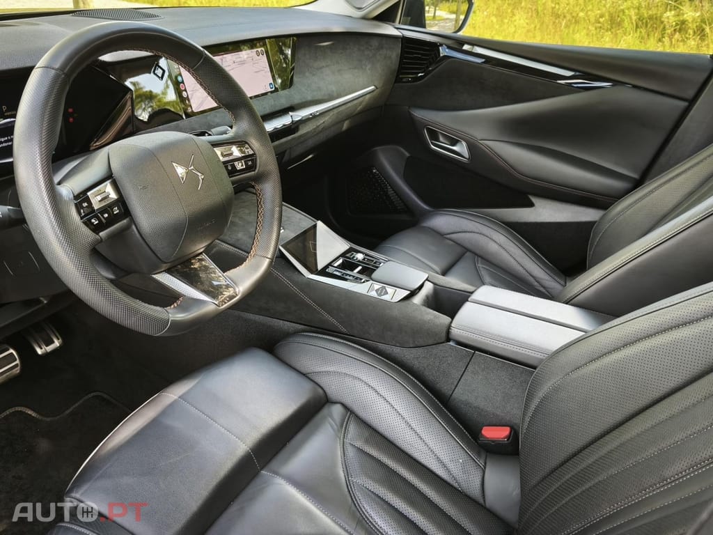 DS DS4 E-TENSE 225 PERFORMANCE LINE+