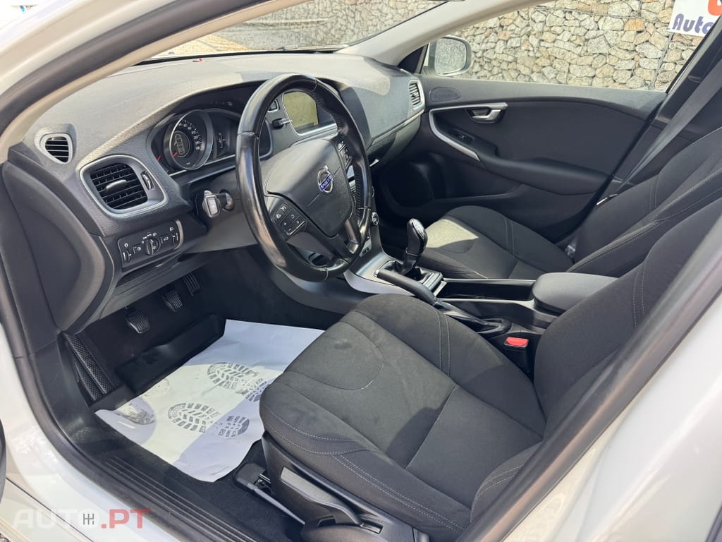 Volvo V40 1.6 D2 Kinetic