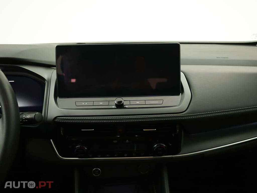 Nissan Qashqai Qashqai 1.3 DIG-T N-Connecta LED Xtronic