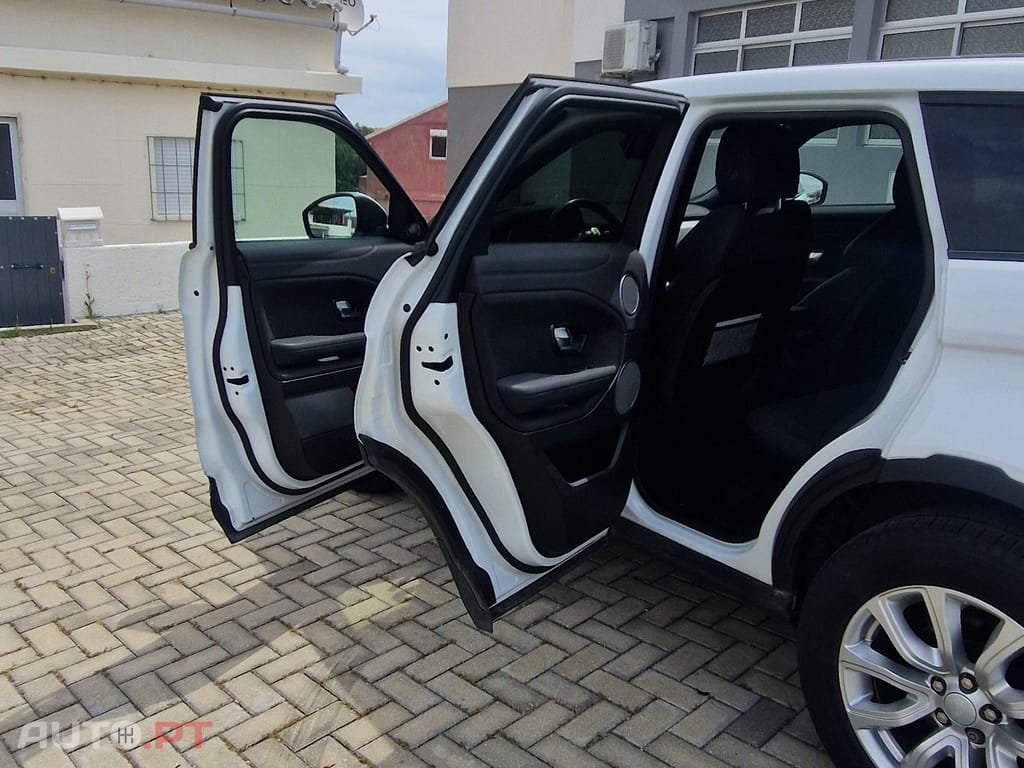 Land Rover Evoque 2000