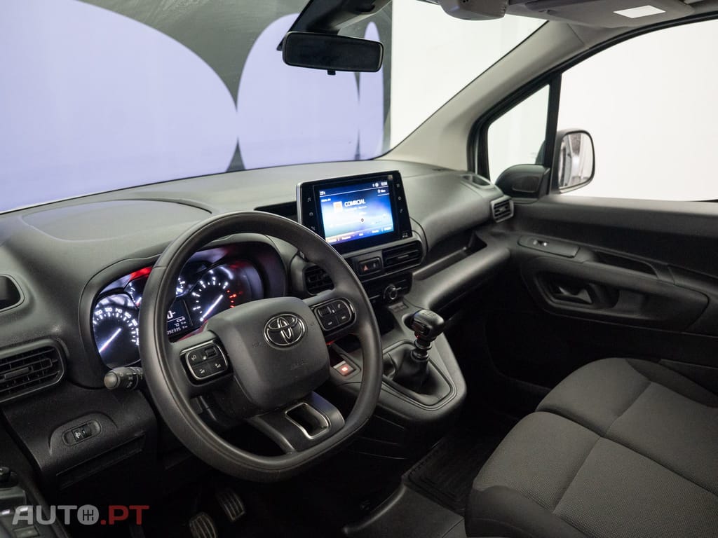 Toyota Proace City 1.5D L2 Exclusive