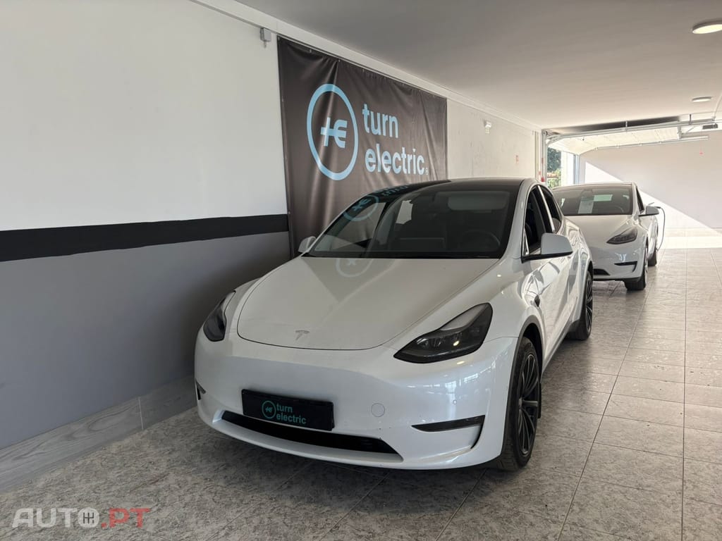 Tesla Model Y Long Range Tração Integral