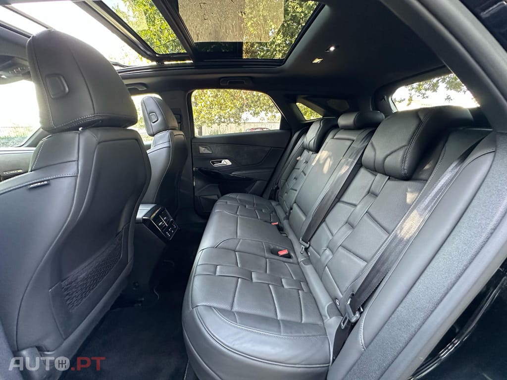 DS DS7 Crossback E-Tense Performance Line+ EAT8
