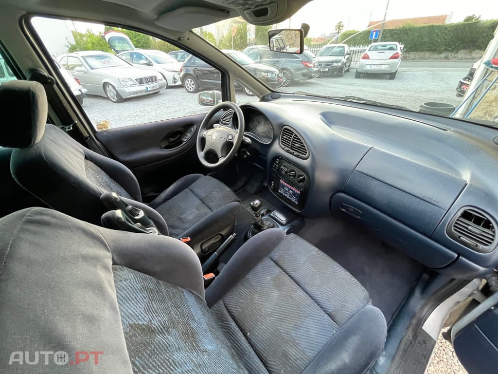 Volkswagen Sharan 1.9 TDi CL 7L