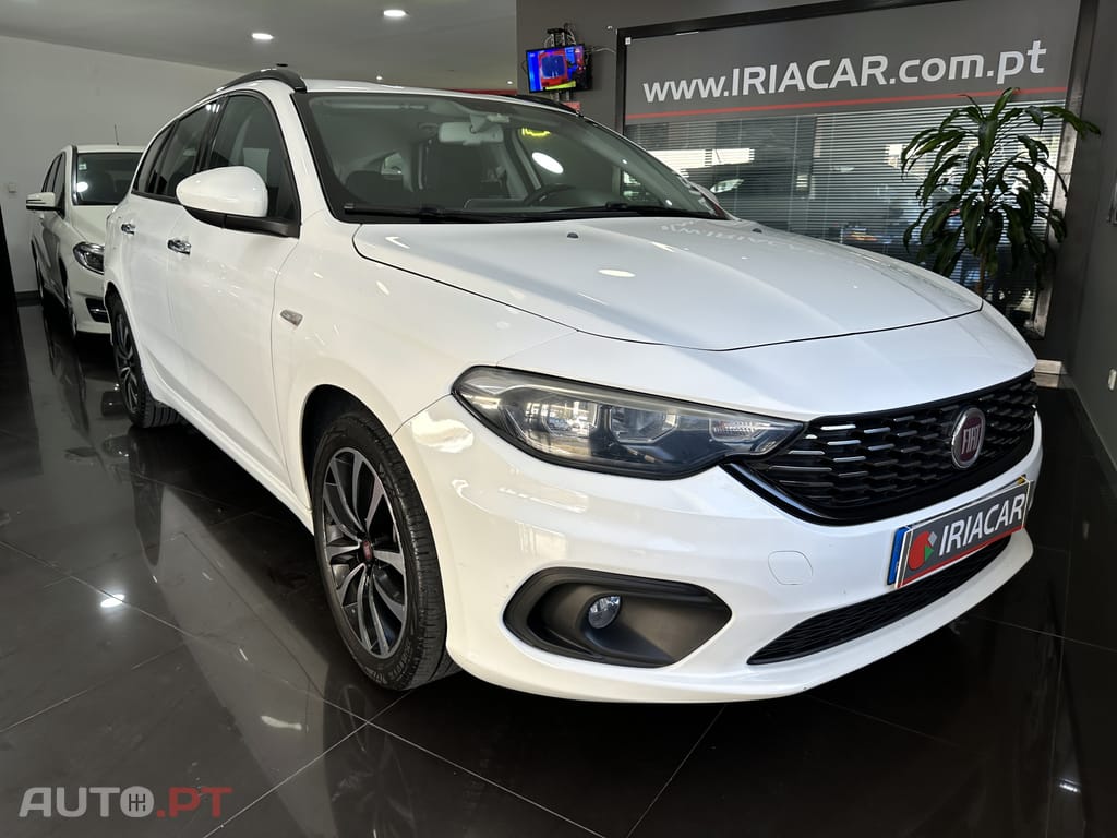 Fiat Tipo Station Wagon 1.3 M-Jet Lounge Tech J17