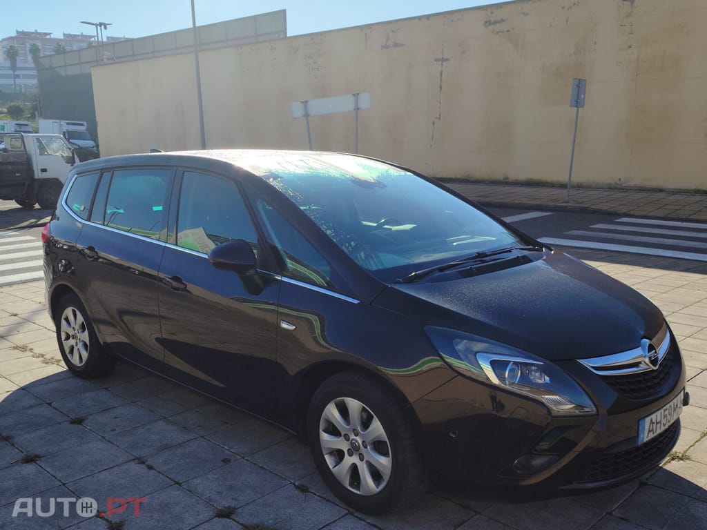 Opel Zafira COSMOS