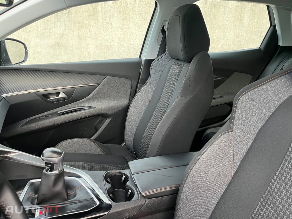 Peugeot 3008 1.5 BlueHDi Allure