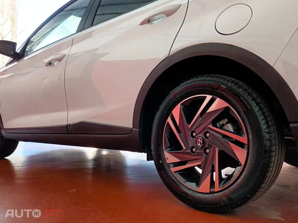 Hyundai Bayon 1.0 T-GDI 48V-Hybrid Premium