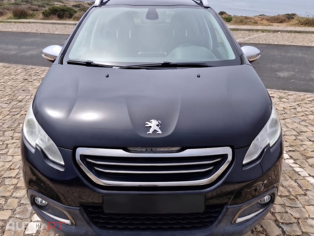 Peugeot 2008 1.2 PureTech Allure