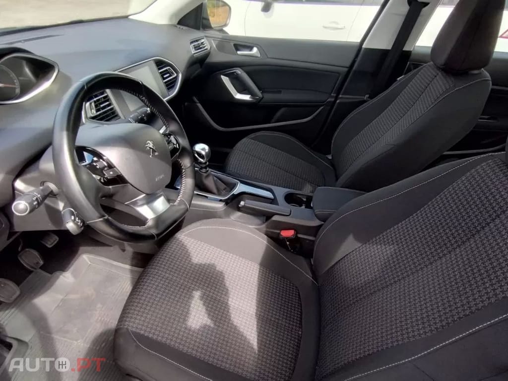 Peugeot 308 SW BlueHDi 120 Stop & Start Active