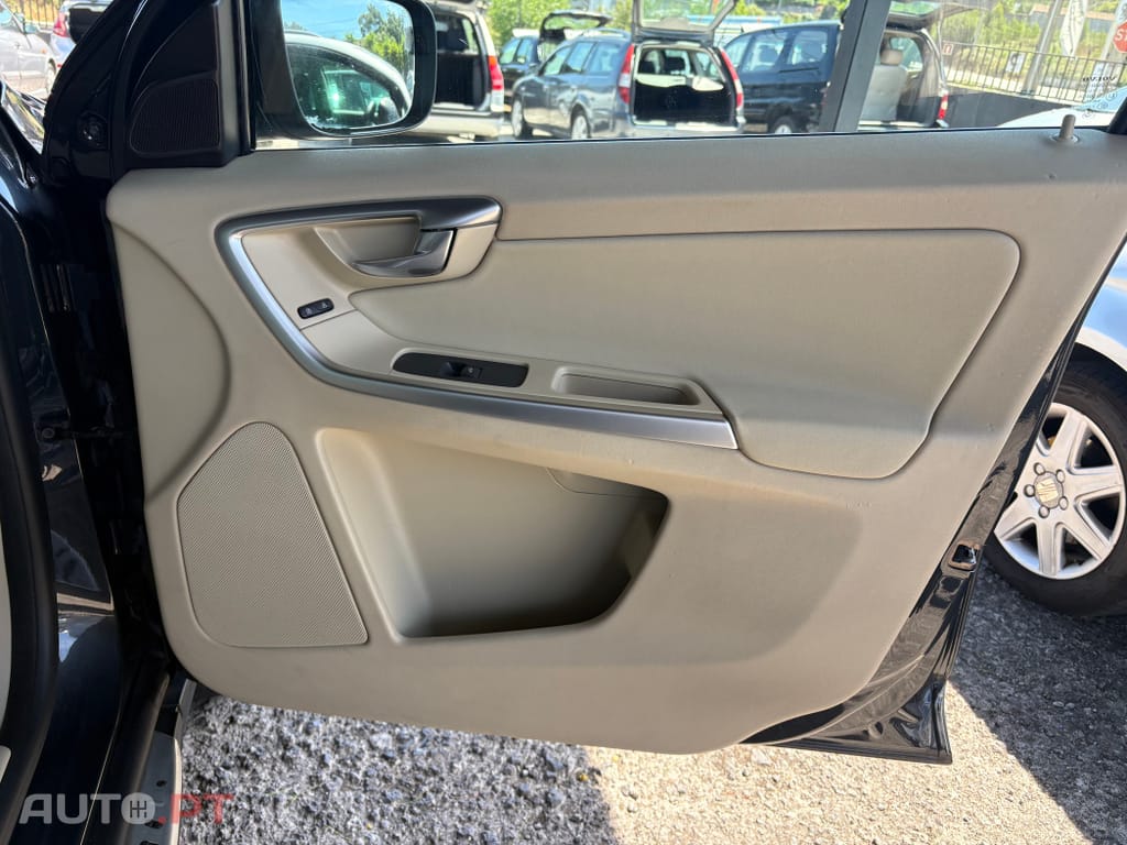 Volvo XC60 D5 Momentum
