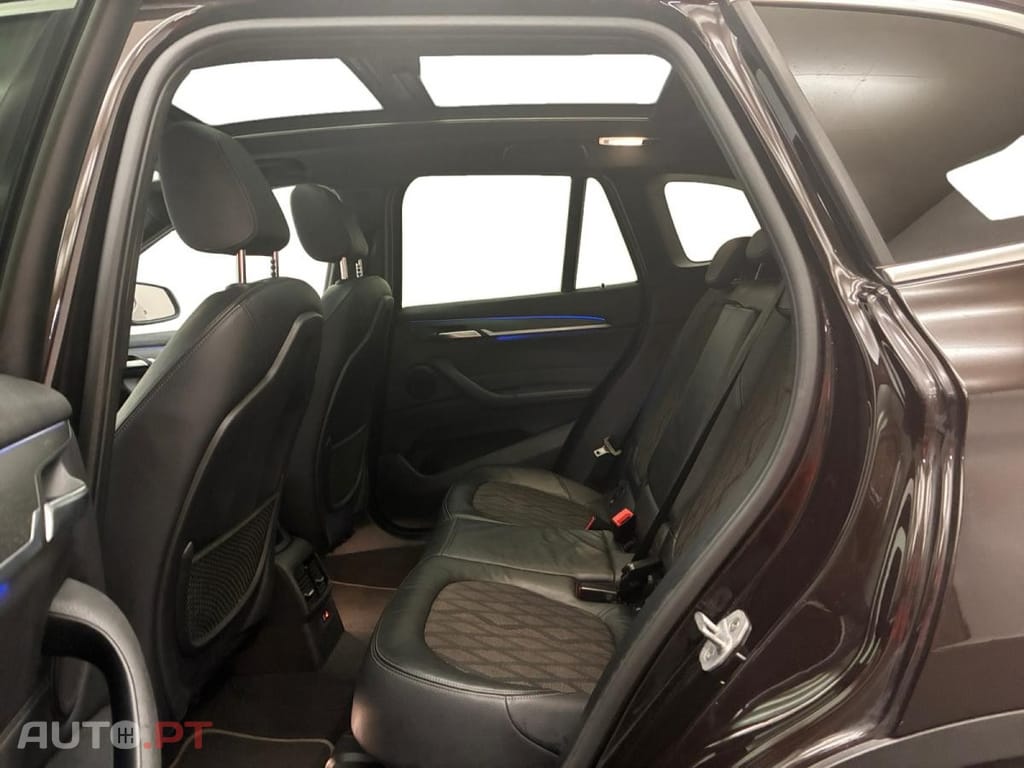 BMW X1 18 d xDrive Auto xLine