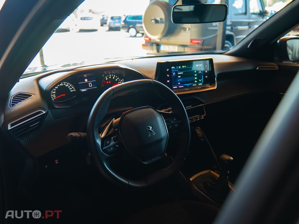 Peugeot 2008 1.2 PureTech Active Pack