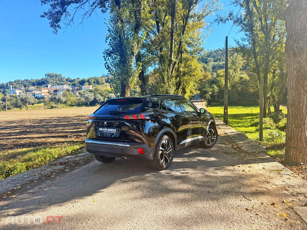 Peugeot 2008 1.5 BlueHDi Allure EAT8