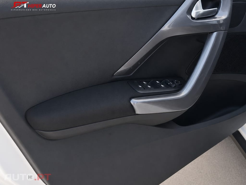 Peugeot 2008 1.6 BlueHDi Active