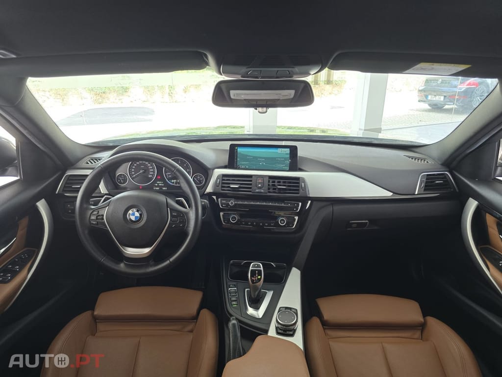 BMW 335 d Touring xDrive Line Sport